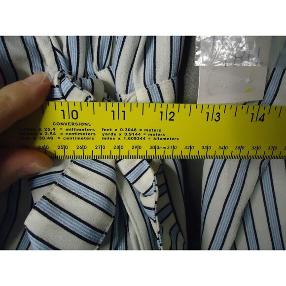 Time And Tru Tie Long Sleeve Wrap Dress Women’s Sz M 8-10 White Striped - Picture 10 of 13
